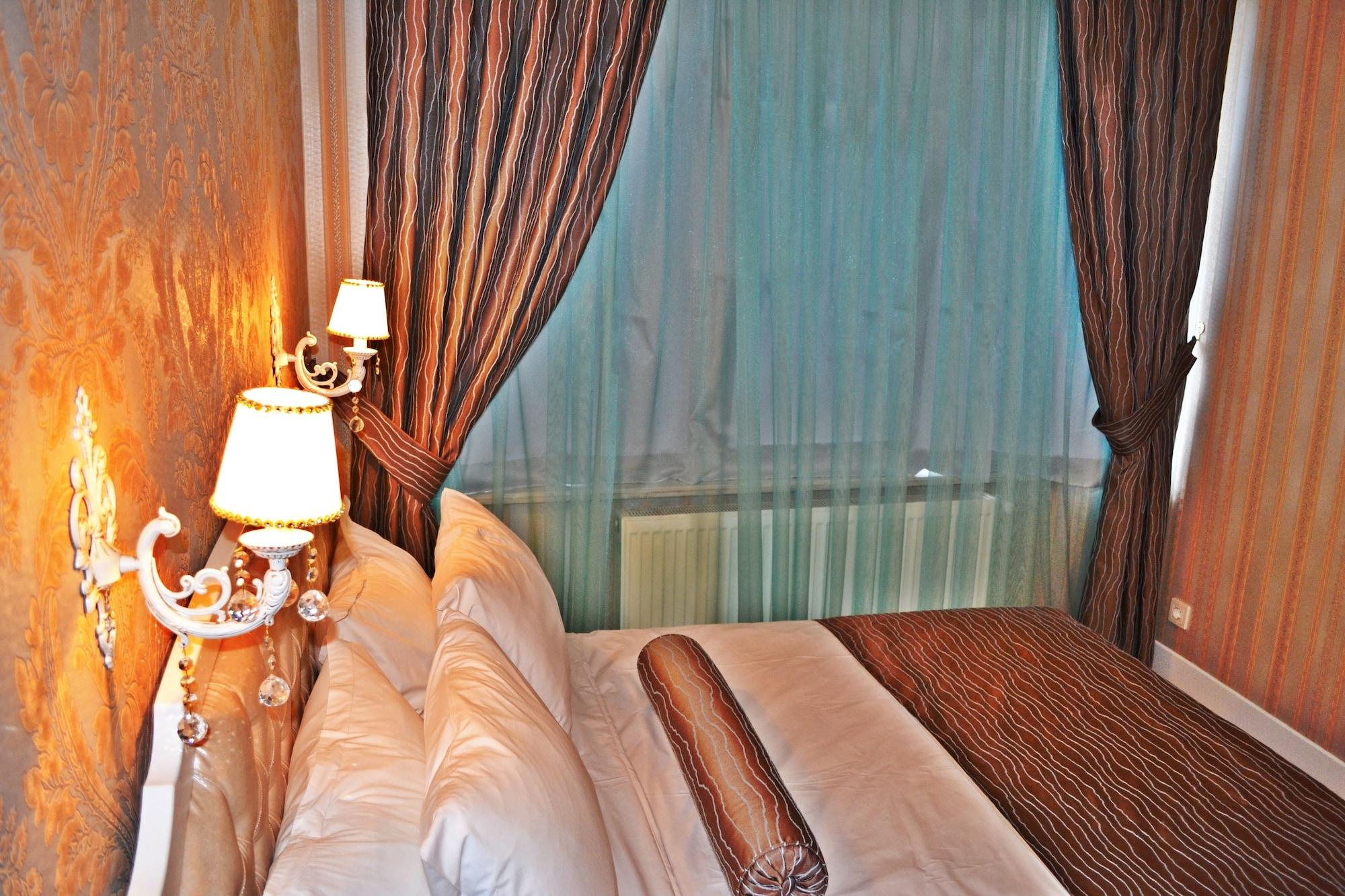 איסטמבול Alyon Hotel Taksim מראה חיצוני תמונה