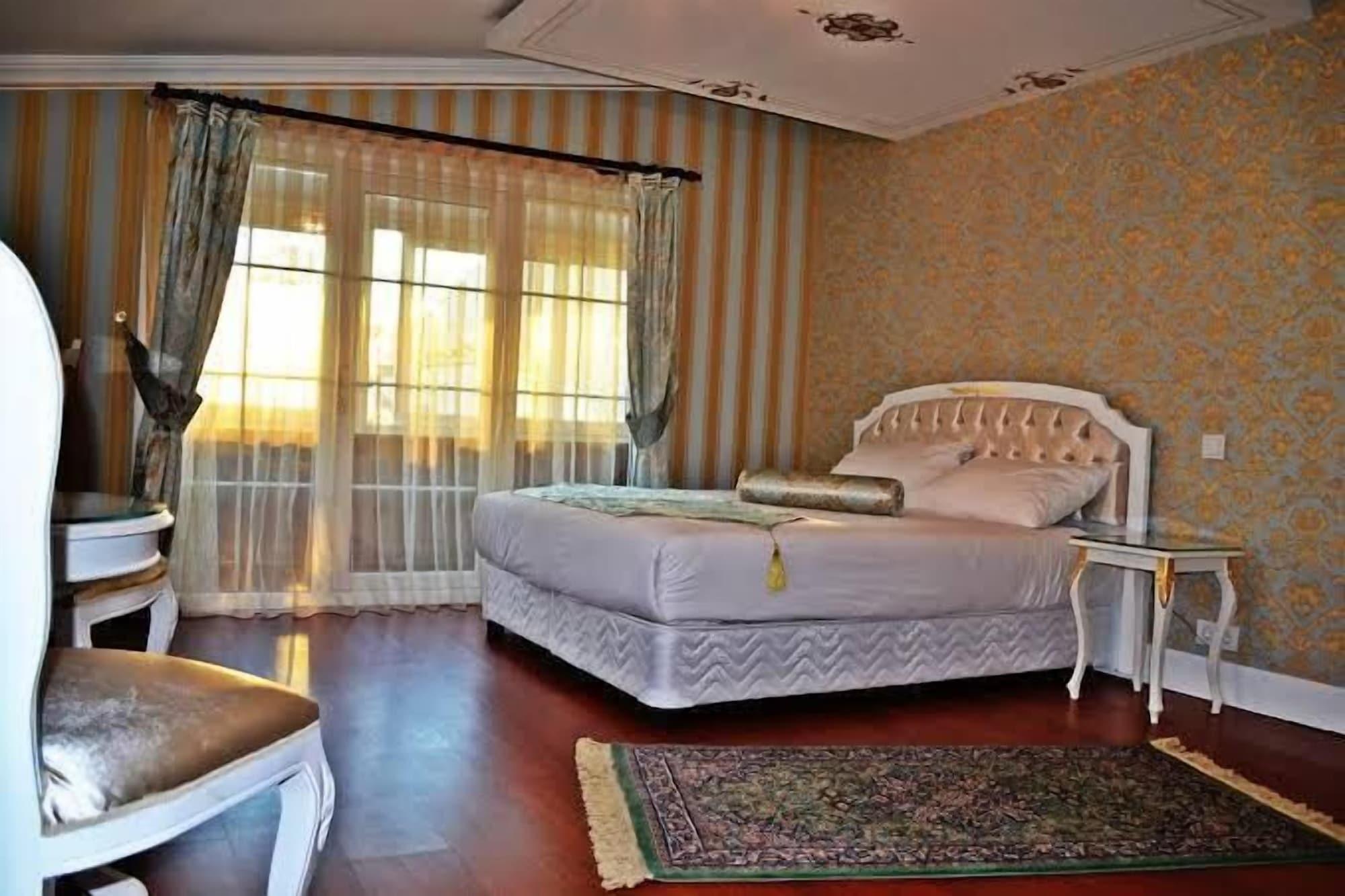 איסטמבול Alyon Hotel Taksim מראה חיצוני תמונה